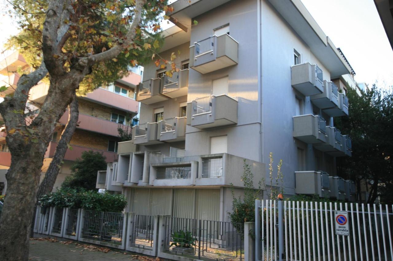 Casa Vacanze Cucciolo Rimini Exterior foto