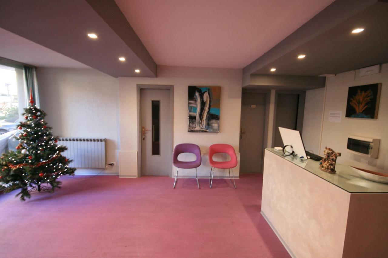 Casa Vacanze Cucciolo Rimini Exterior foto
